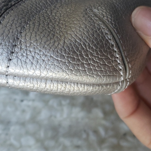 Coach Chain Duffle Pebbled Leather Crossbody Shoulder Bag Purse Metallic - Picture 7 of 9